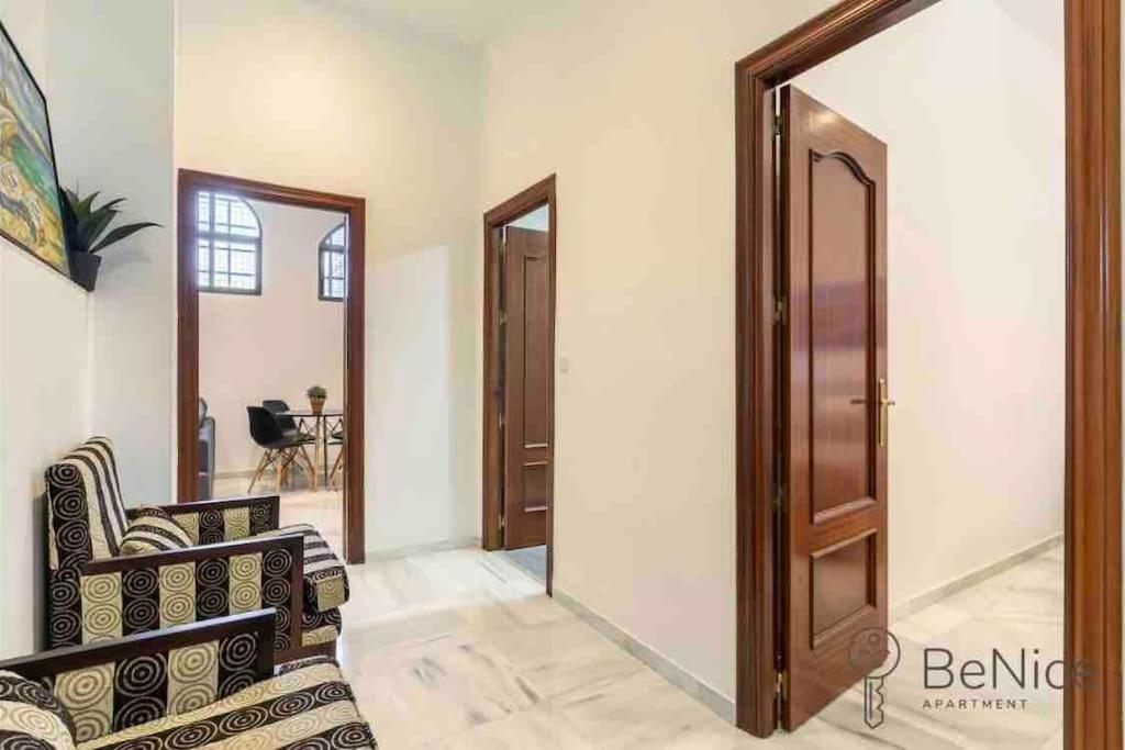 Luxury Apartamento Sevilla Centro -Triana Extérieur photo
